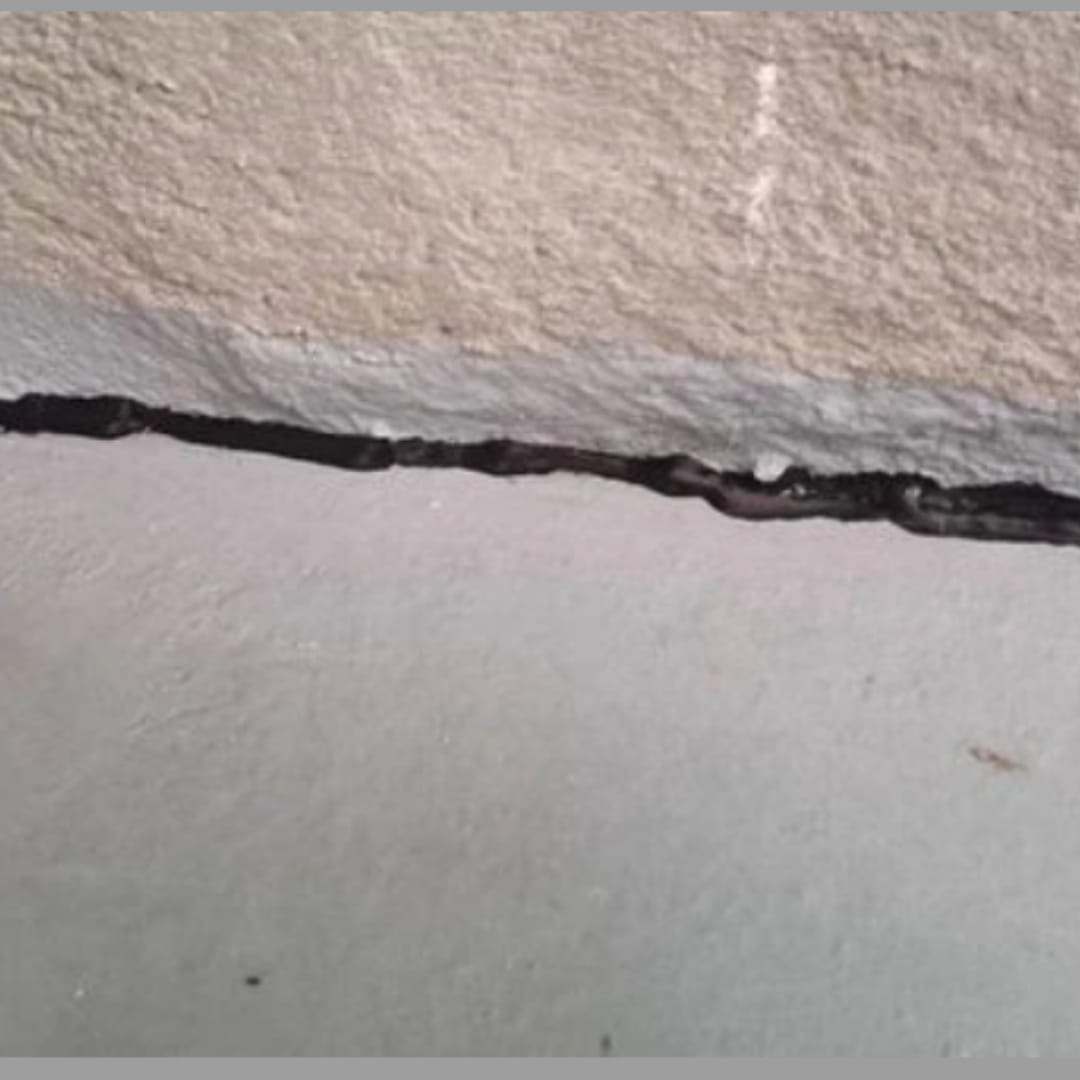 Customer photo review of Concretix™ Sella y repara grietas de concreto en minutos
