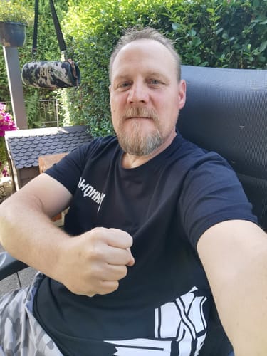 Customer photo review of MANOWAR T-SHIRT SIGN OF THE HAMMER SIDE PRINT BLACK