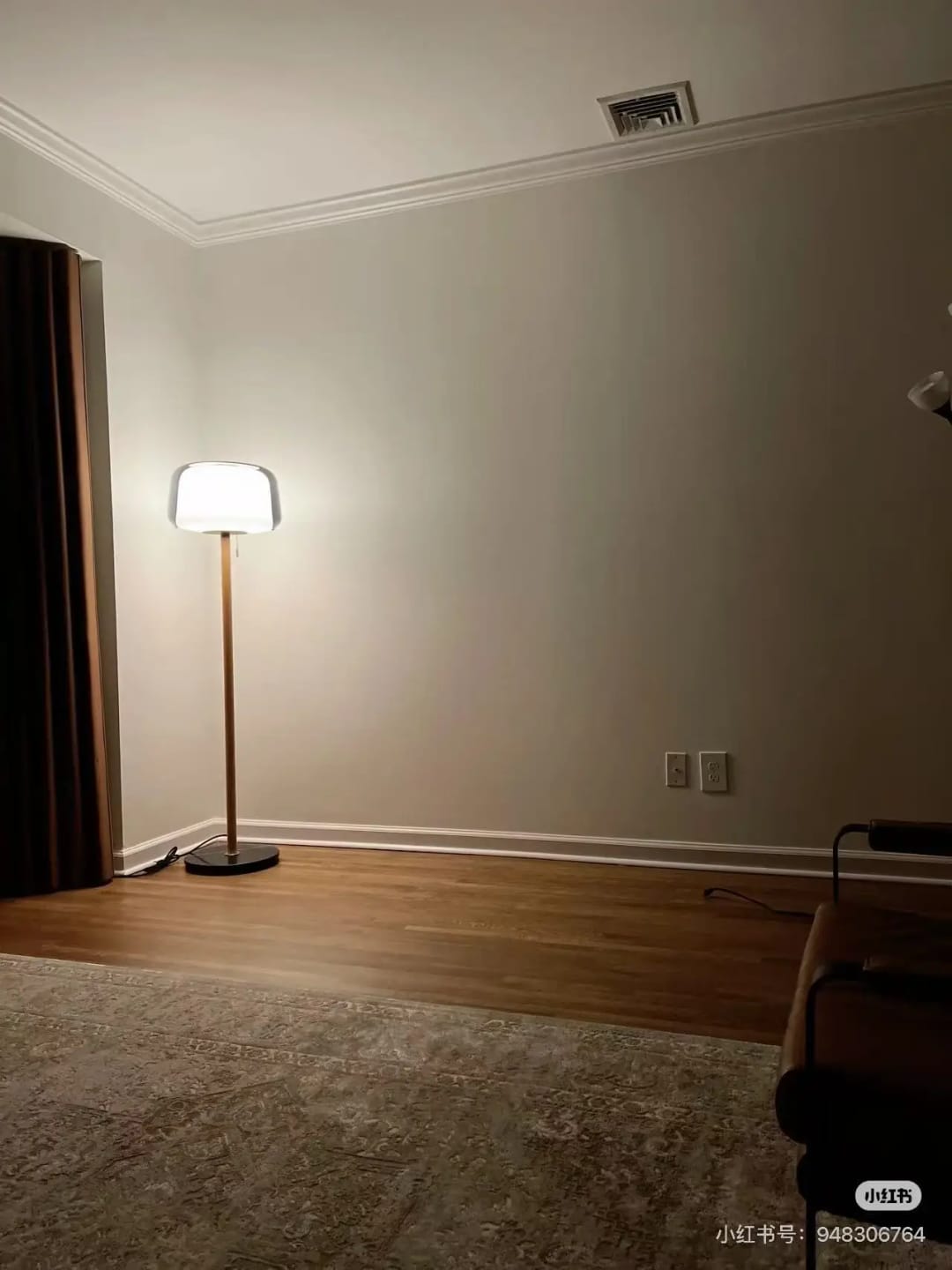 Customer photo review of Modern Creative Glass Floor Lamp Simple Sofa Side Decorative Lighting Living Room Bedroom Bedside Lamp LED Reading Desk Light
