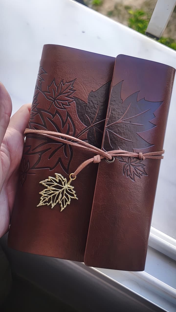 Customer photo review of Notebook Vintage 📜✒️