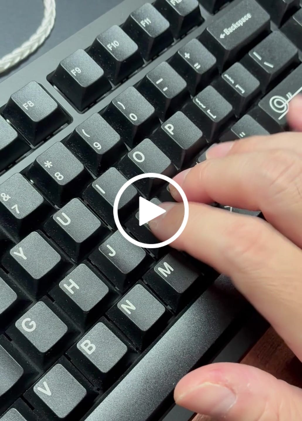 Customer video review of HMX Rosa Centifolia Linear Switch Factory Lubed (10PCS)