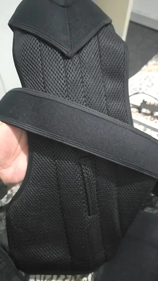 Customer photo review of Aligné Invisible Posture Brace