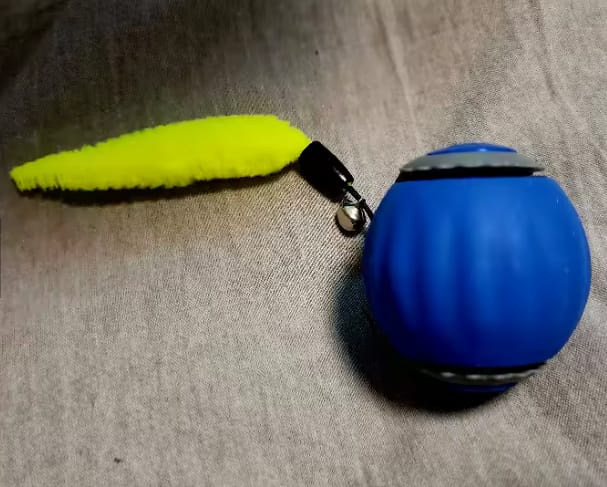 Customer photo review of Pelota interactiva para gatos