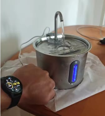 Customer photo review of Fuente de agua inoxidable para gatos