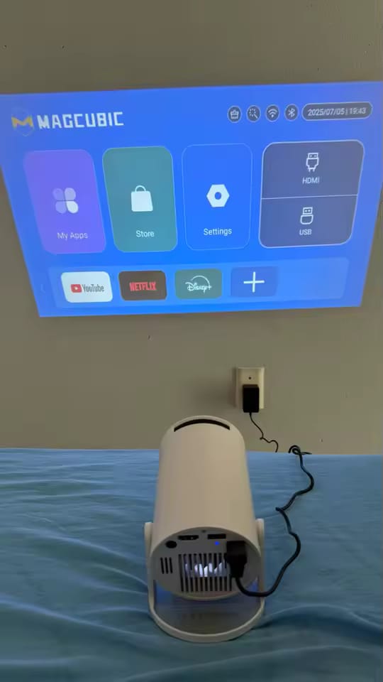 Customer photo review of Projecteur cinéma maison Ultra HD