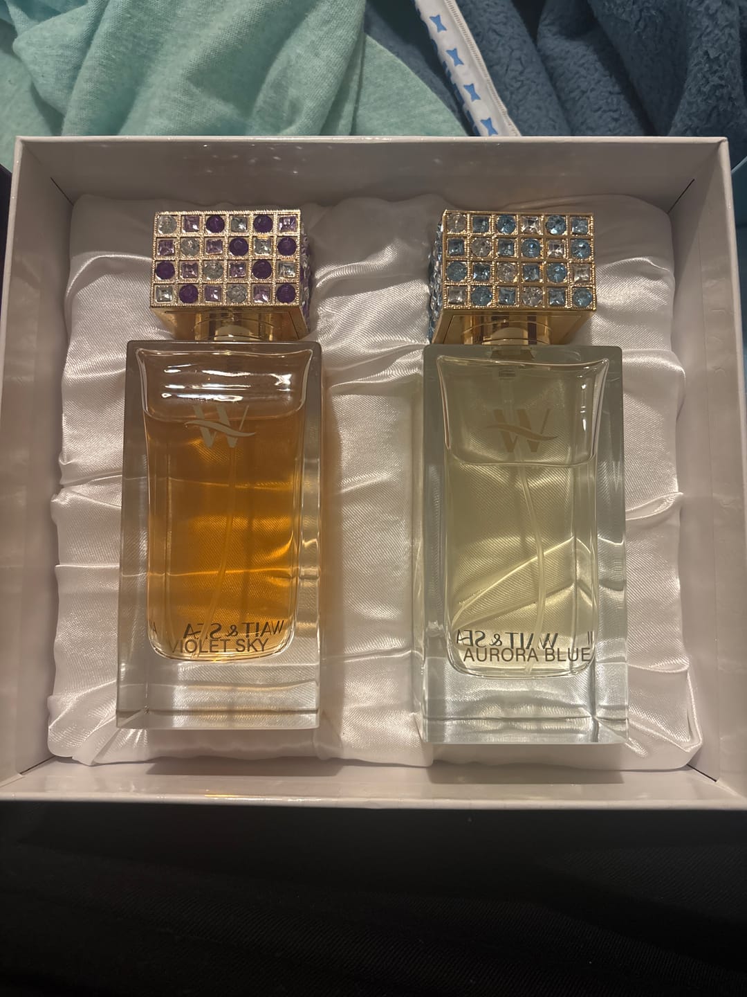 Customer photo review of 2 PIECE GIFT BOX SET - Day & Evening Perfume Collection