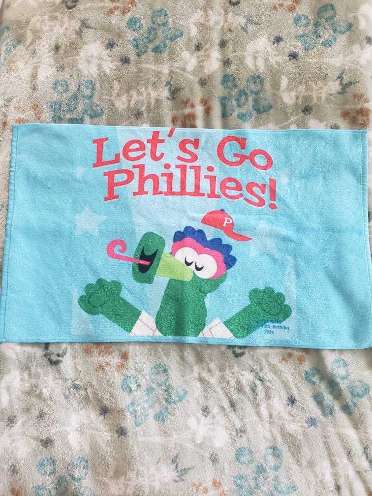 Customer photo review of Custom Sports Team Logo Towel, Personalized Gym Rally Towel