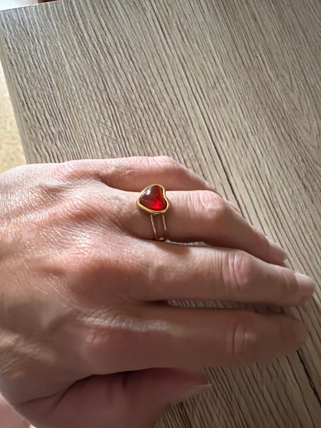 Customer photo review of Karneol Ring - Herzform