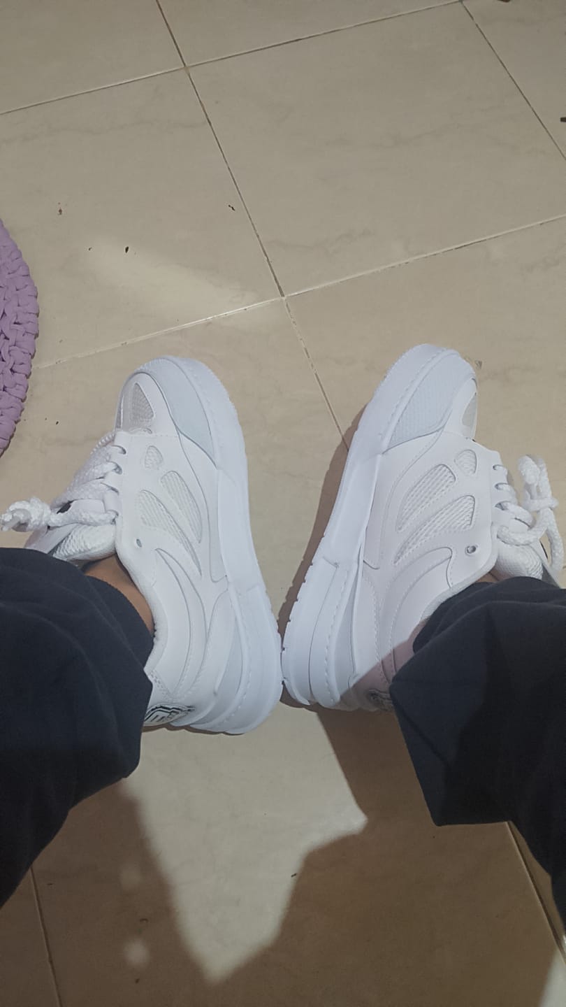 Customer photo review of LOUIS VUITTON SKATE