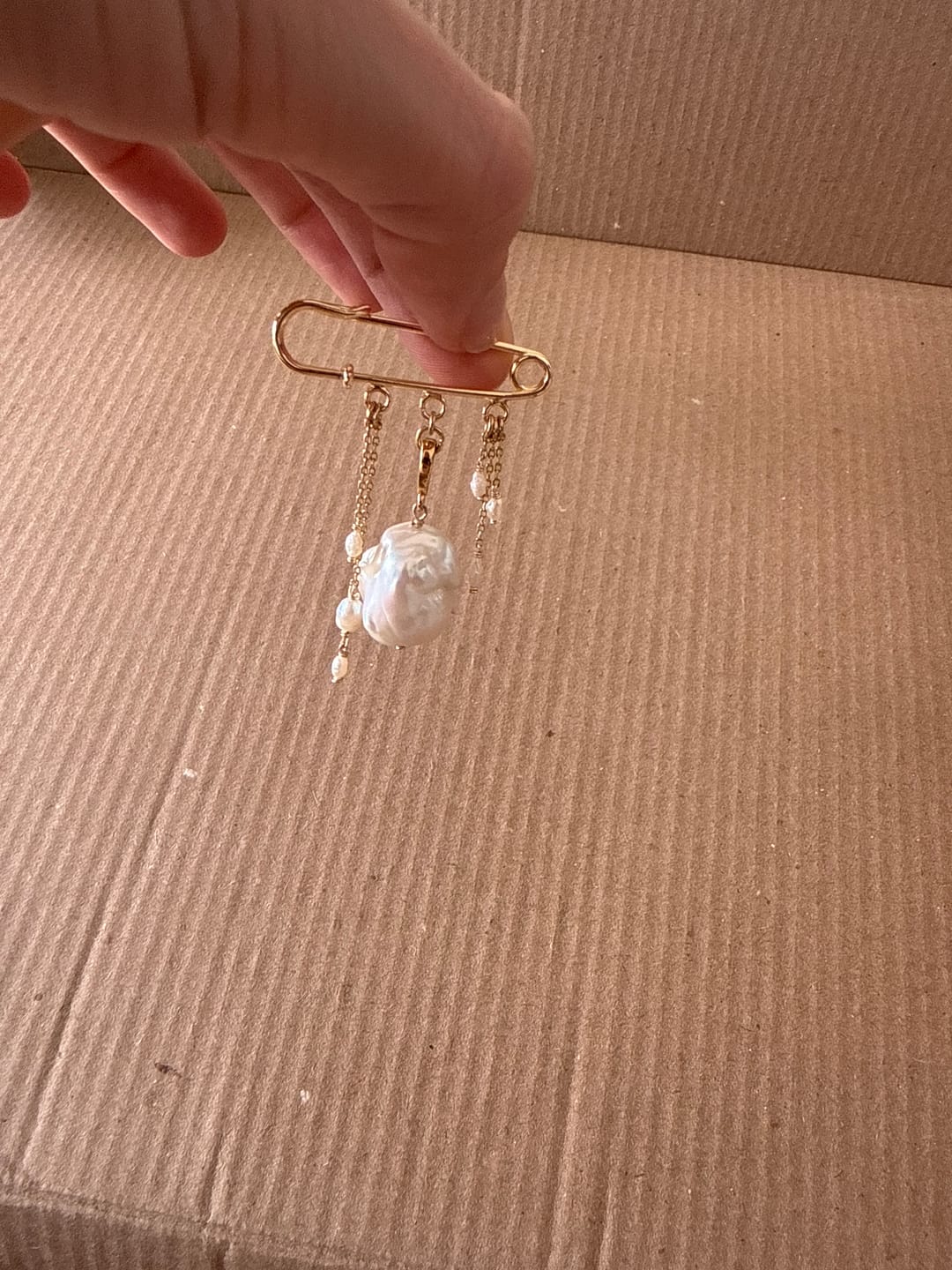 Customer photo review of Broche prendedor