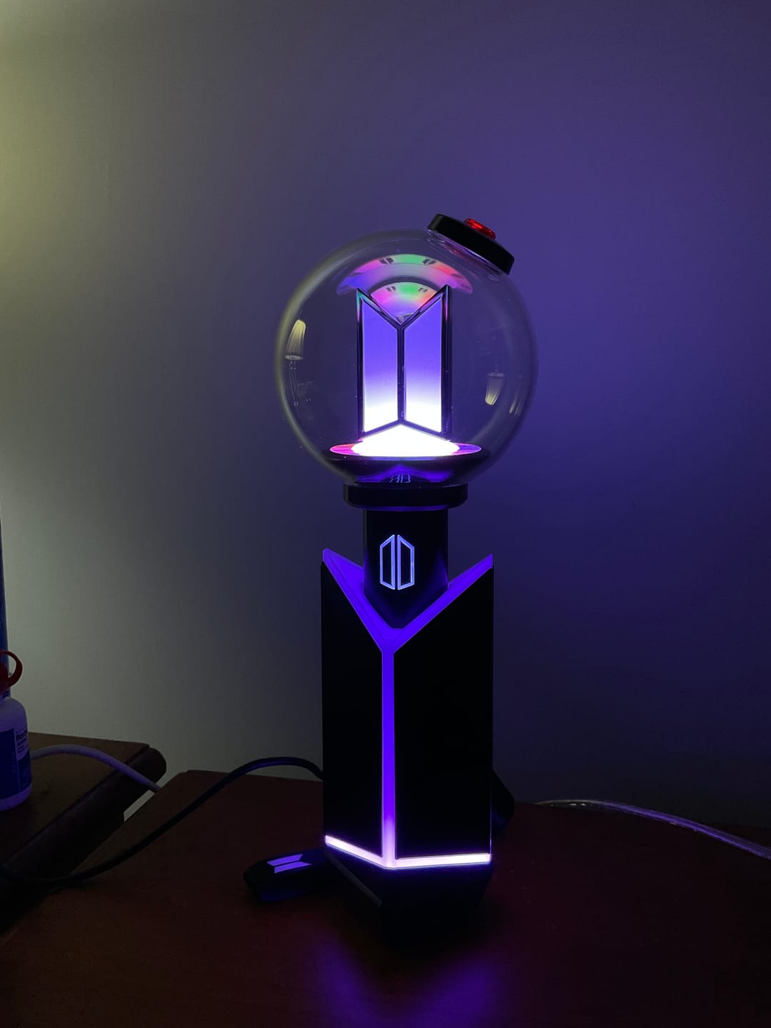 Customer photo review of BTS - OFFICIAL LIGHT STICK VER.4 CRADLE