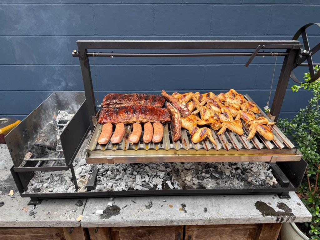 Customer photo review of Santa Maria Grill Outdoor Kitchen - Stainless Steel Grates