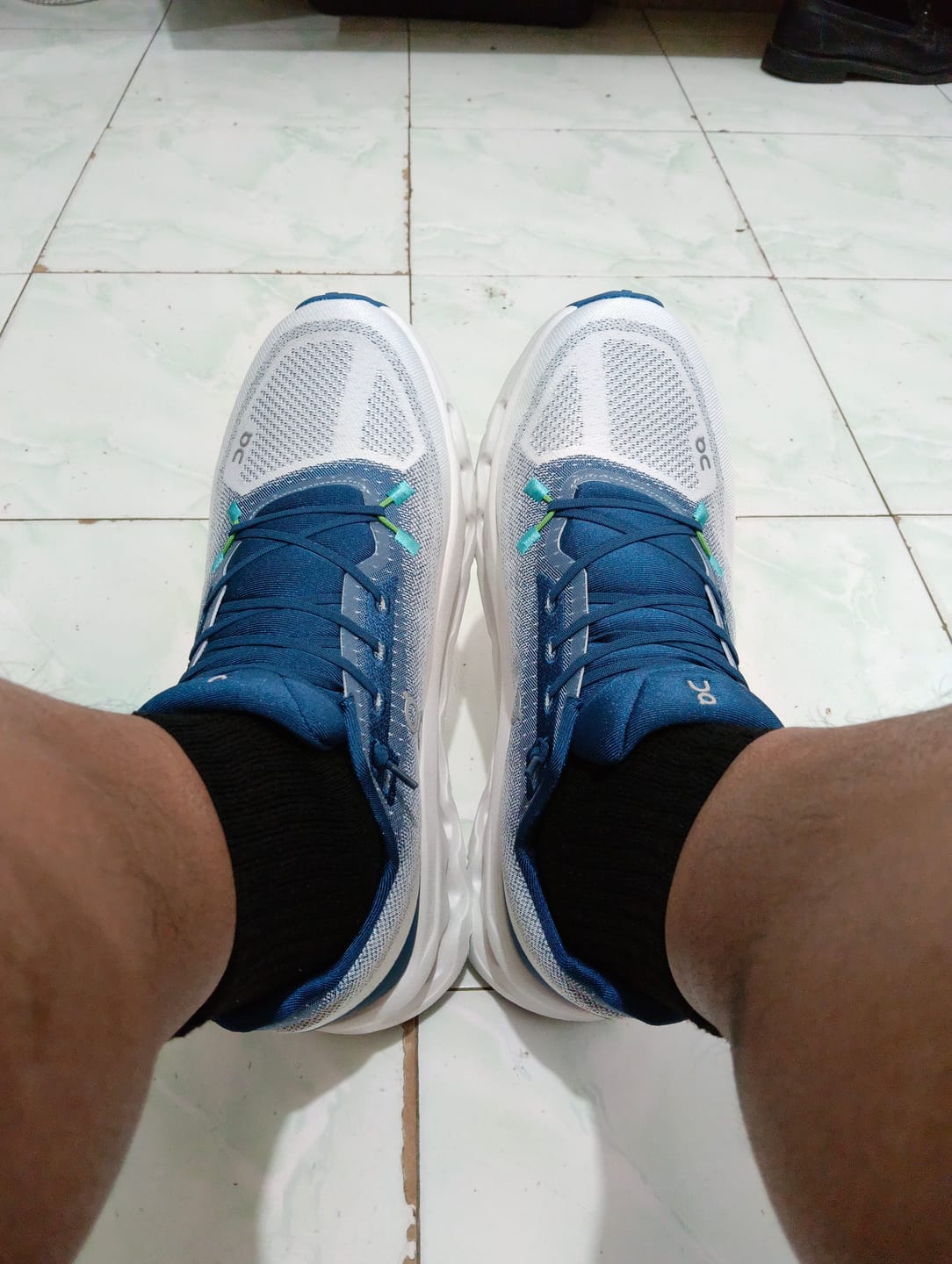 Customer photo review of Cloudtilt Ivory Tempest - CIT