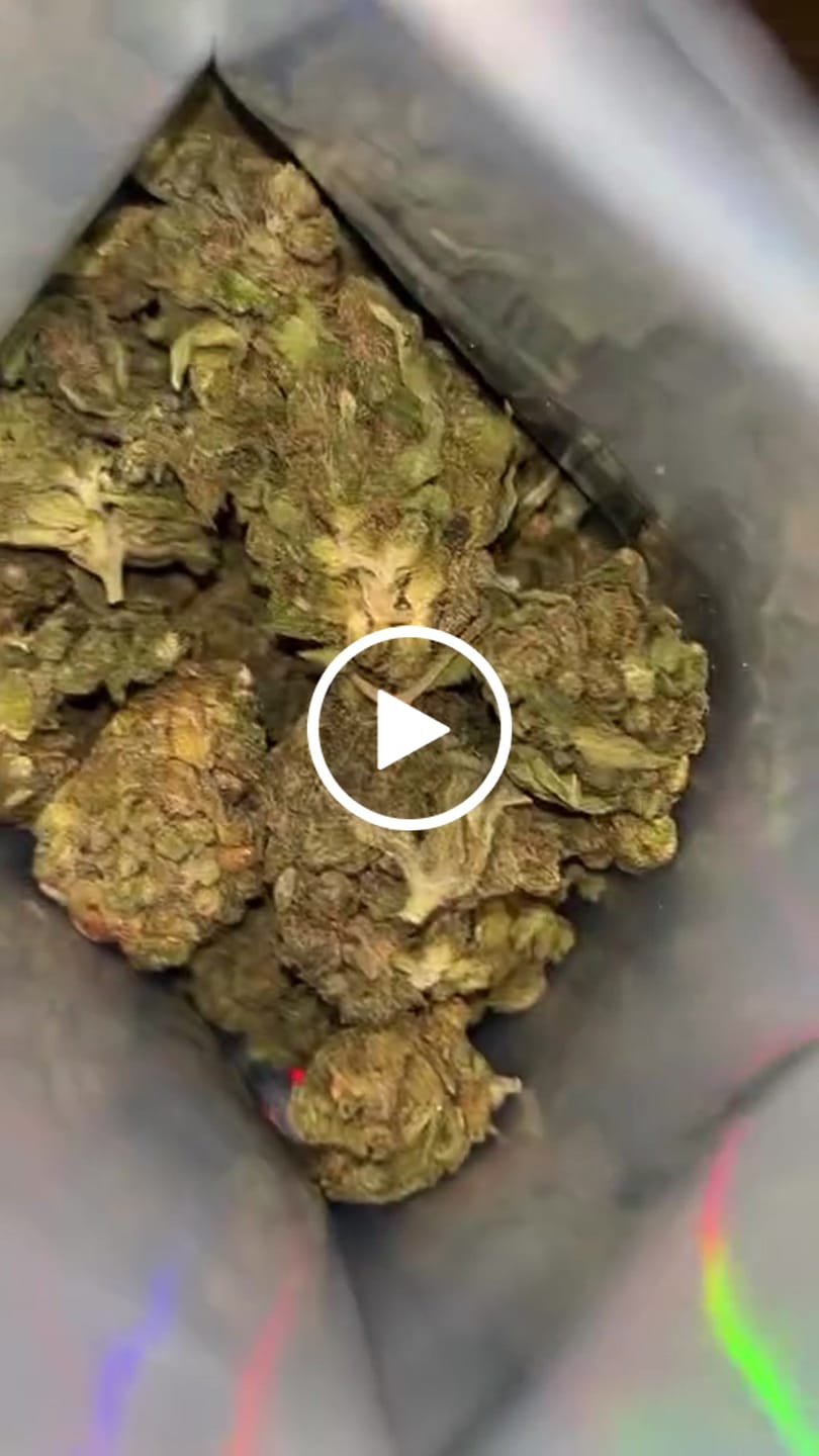 Customer video review of Chem Dawg - 28 Grams - Hybrid