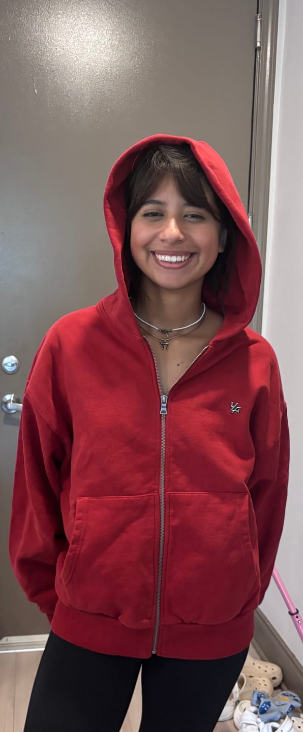 Customer photo review of W5210 - Studio Edit Zip Hoodie