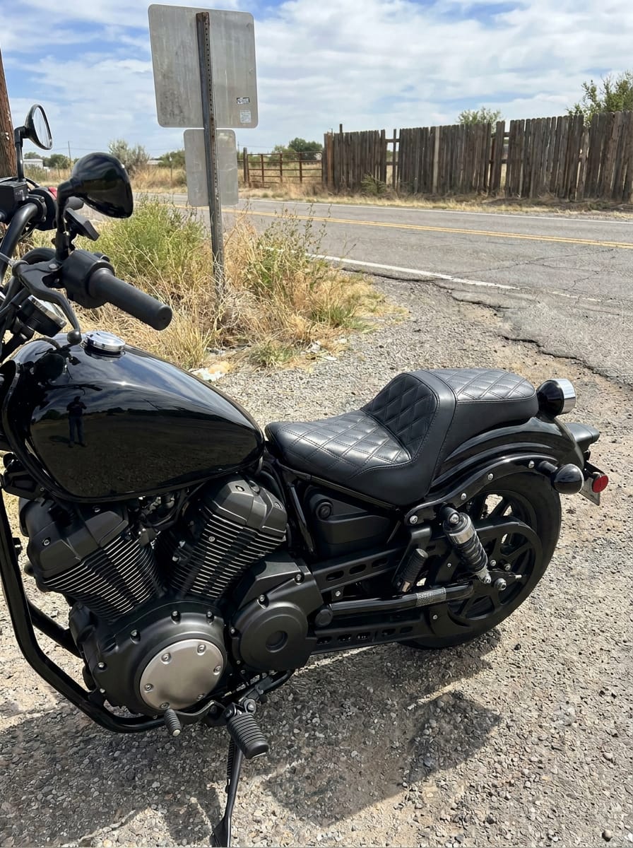 Customer photo review of Iron Born Diamond Stitch Yamaha Bolt 2-Up Seat Black
