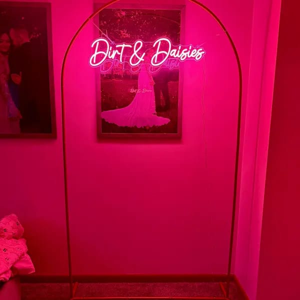 Customer photo review of Custom Neon: Dirt & Daisies