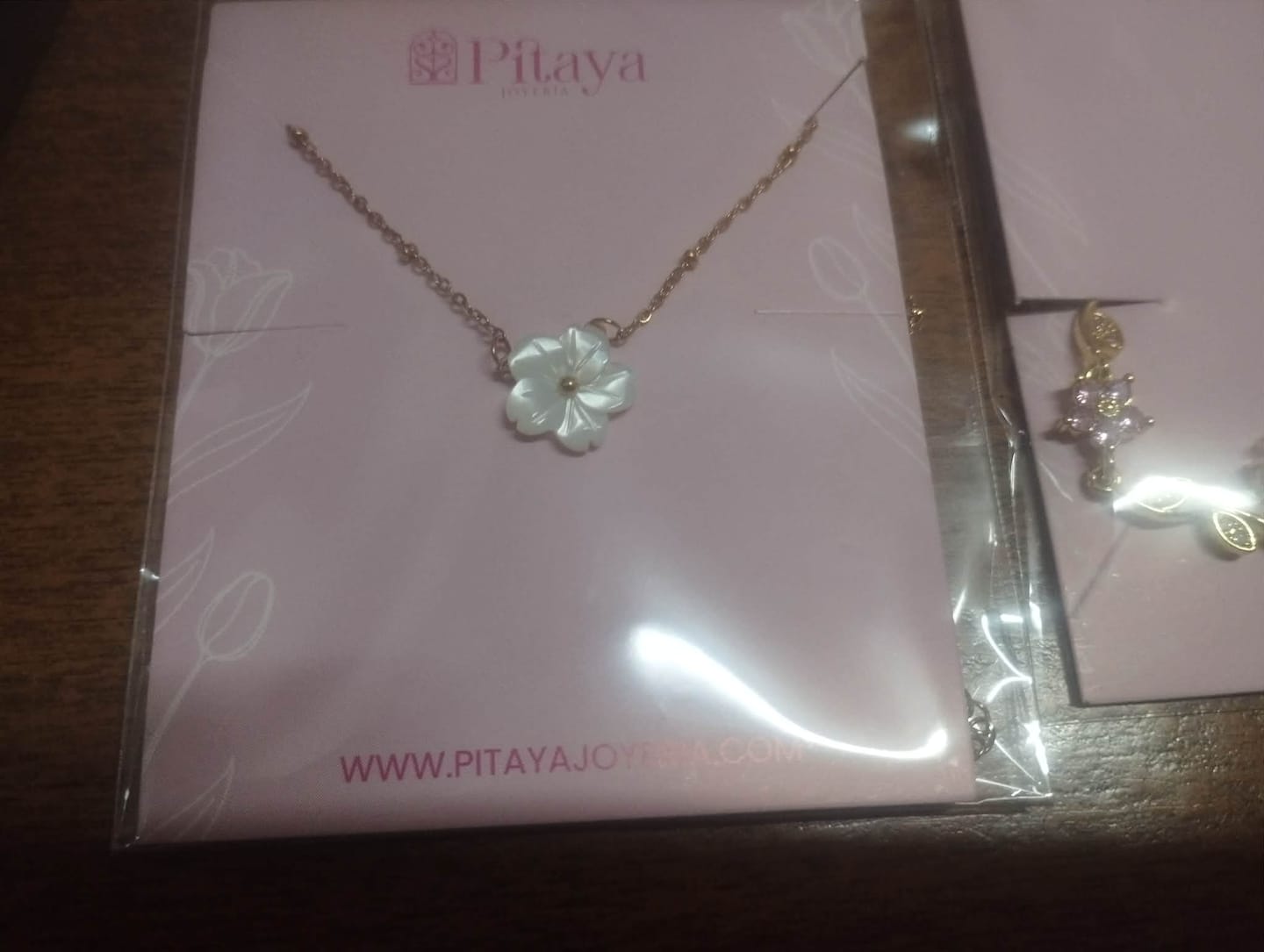 Customer photo review of Protección de envío