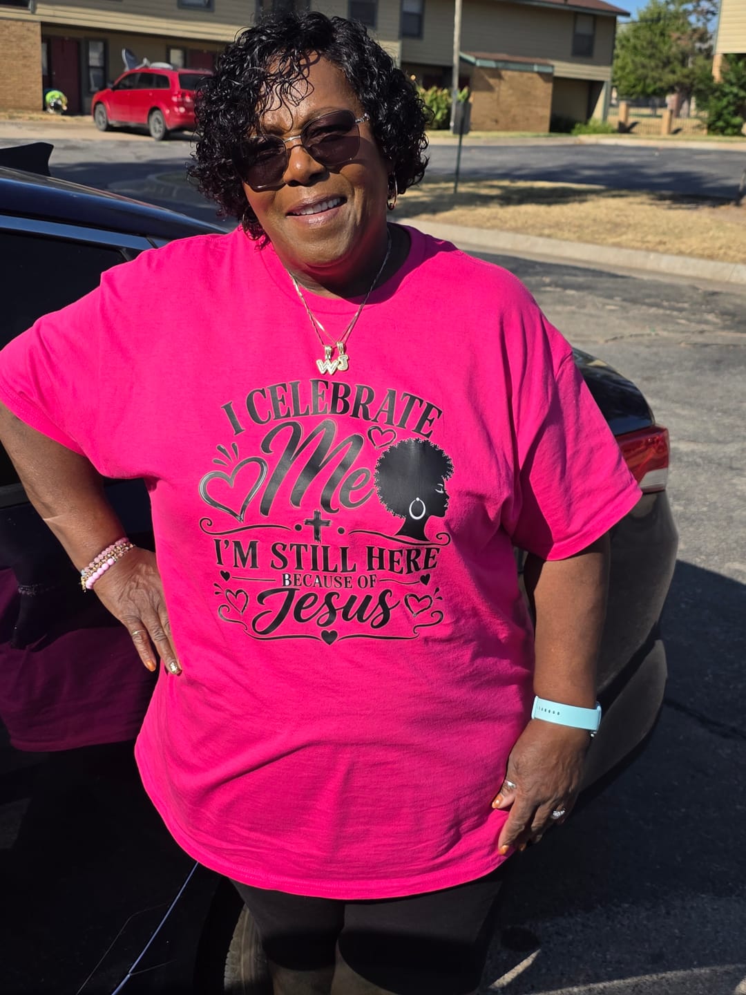 Customer photo review of COLOR - Gildan 5000 Heavy Cotton T-shirt