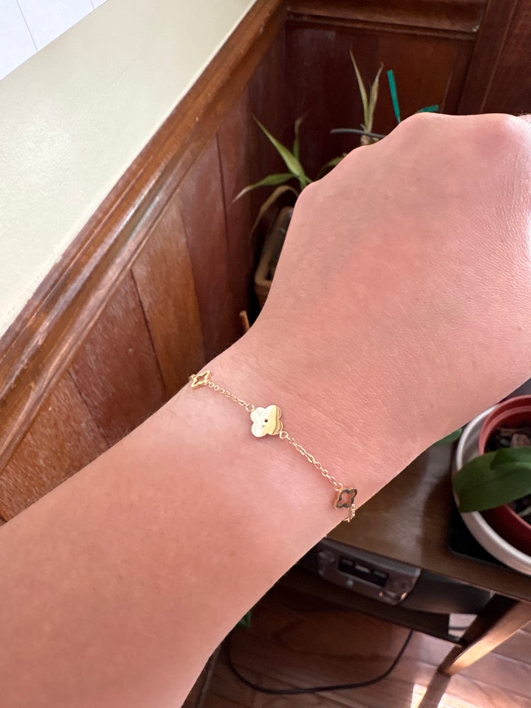 Customer photo review of Multi Clover Bracelet