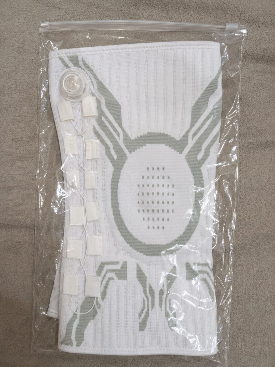 Customer photo review of Rodillera de compresión ajustable