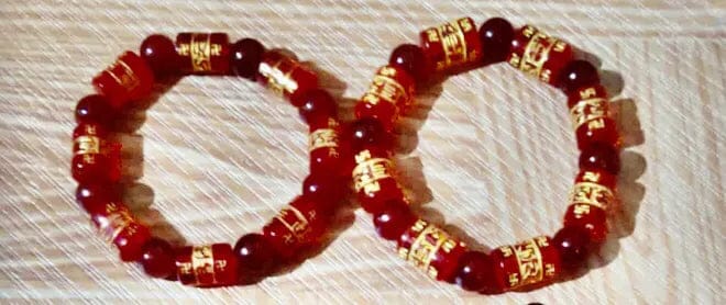 Customer photo review of FuAttract Protection Luck & Prosperity Colorful Om Mani Mantra Fortune Money Bracelet