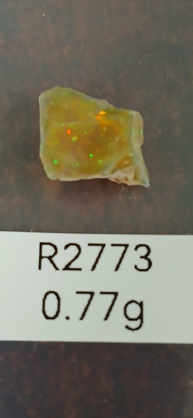 Customer photo review of 0.77g Rough Ethiopian Jewelry Grade Welo Opal