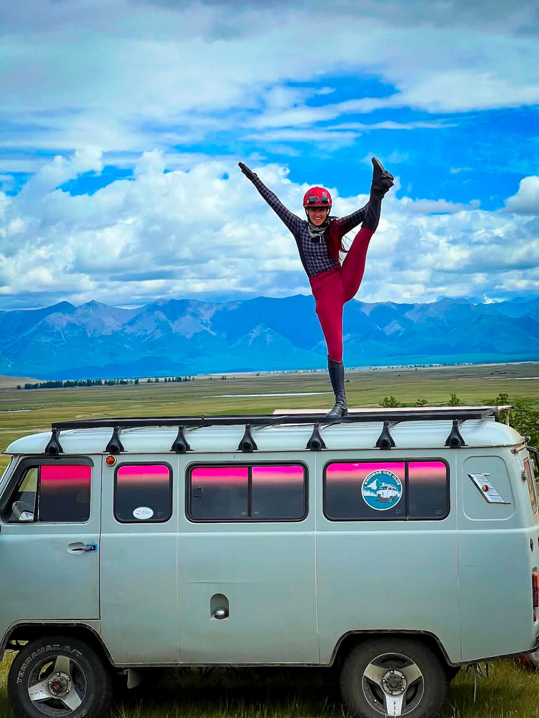 Customer photo review of CRYSTAL KYLIE - RIDING LEGGINGS | ROSE BERRY