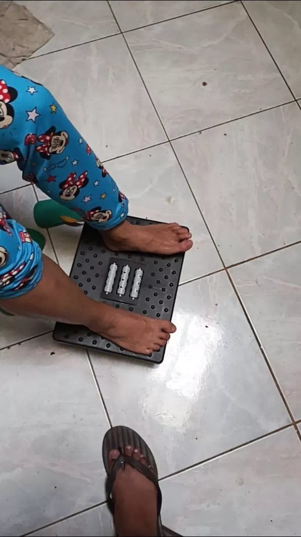 Customer photo review of ActiFeet™ Rocking Footrest & Massager