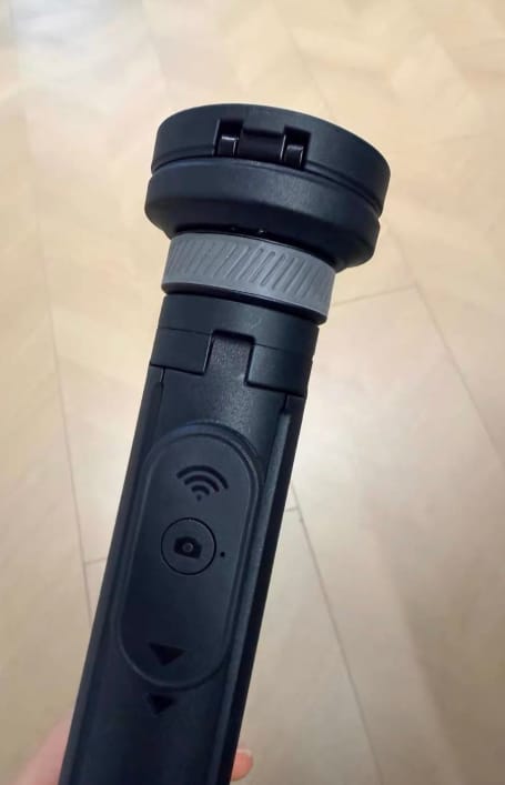 Customer photo review of MAGNOVA 360™ - Trépied magnétique multifonction pour smartphone