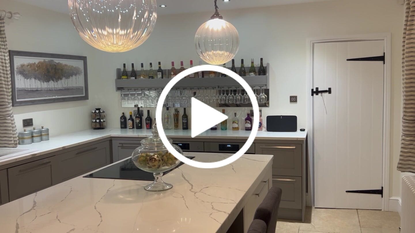 Customer video review of Set of 2 Milky White Glass Bottle 500 ML with Metal Pump & Small Tray (White Label)