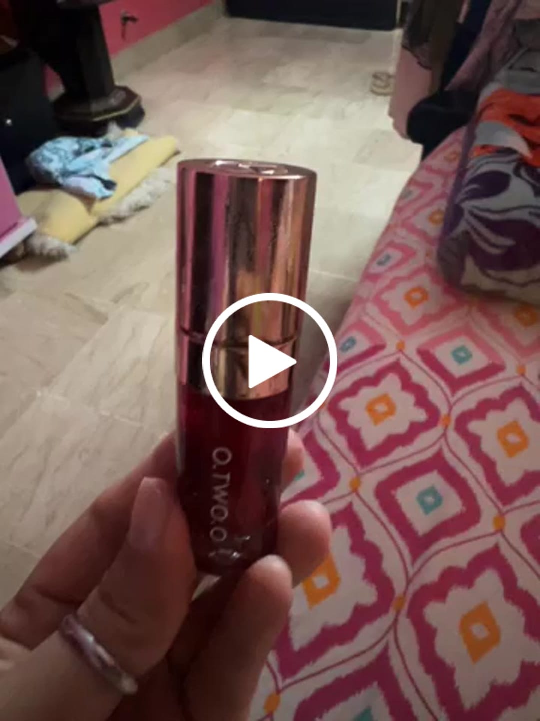 Customer video review of O.TWO.O HAUTE WATERY LIP AND CHEEK TINT