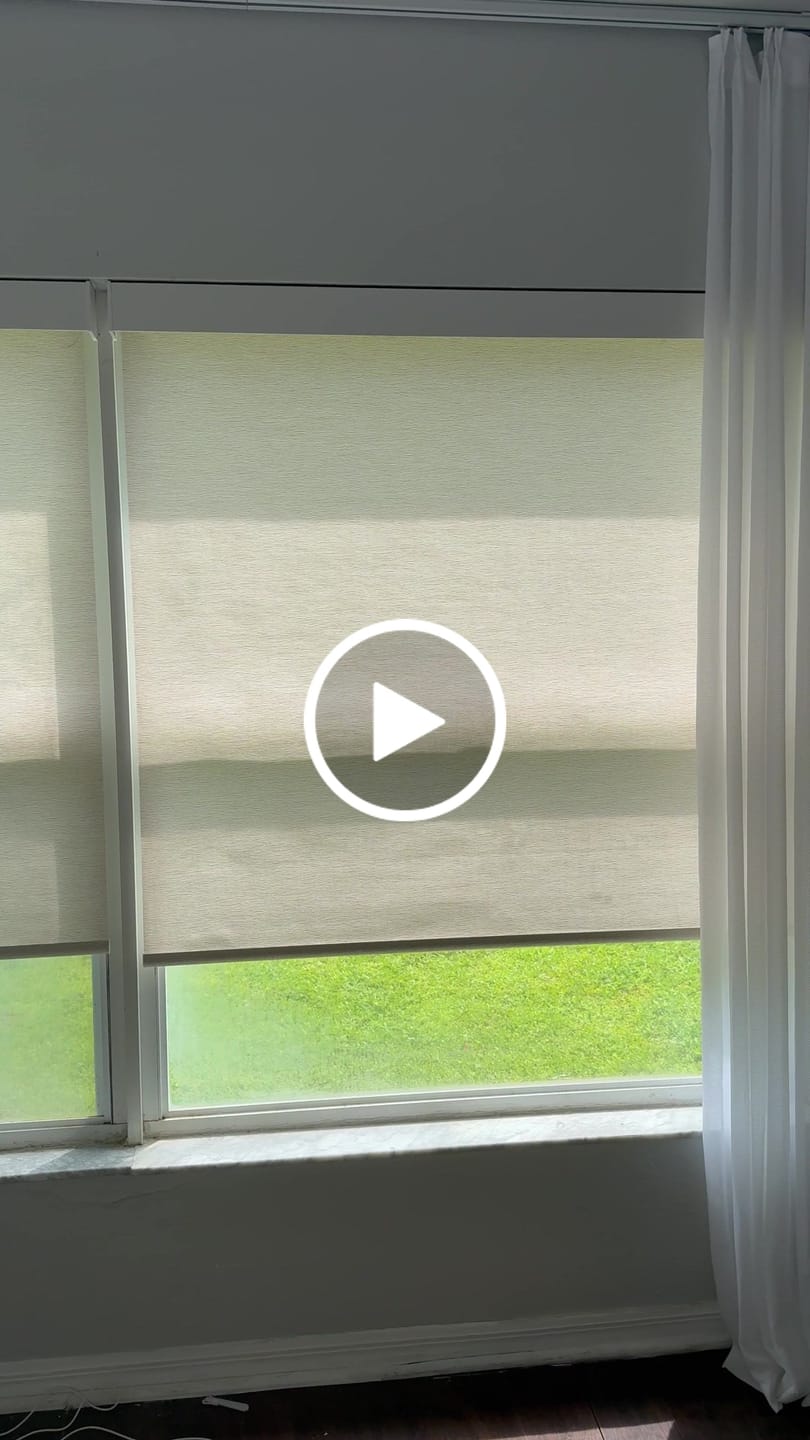 Customer video review of SmartWings Motorized Light Filtering Roller Shades 70% Blackout Safari