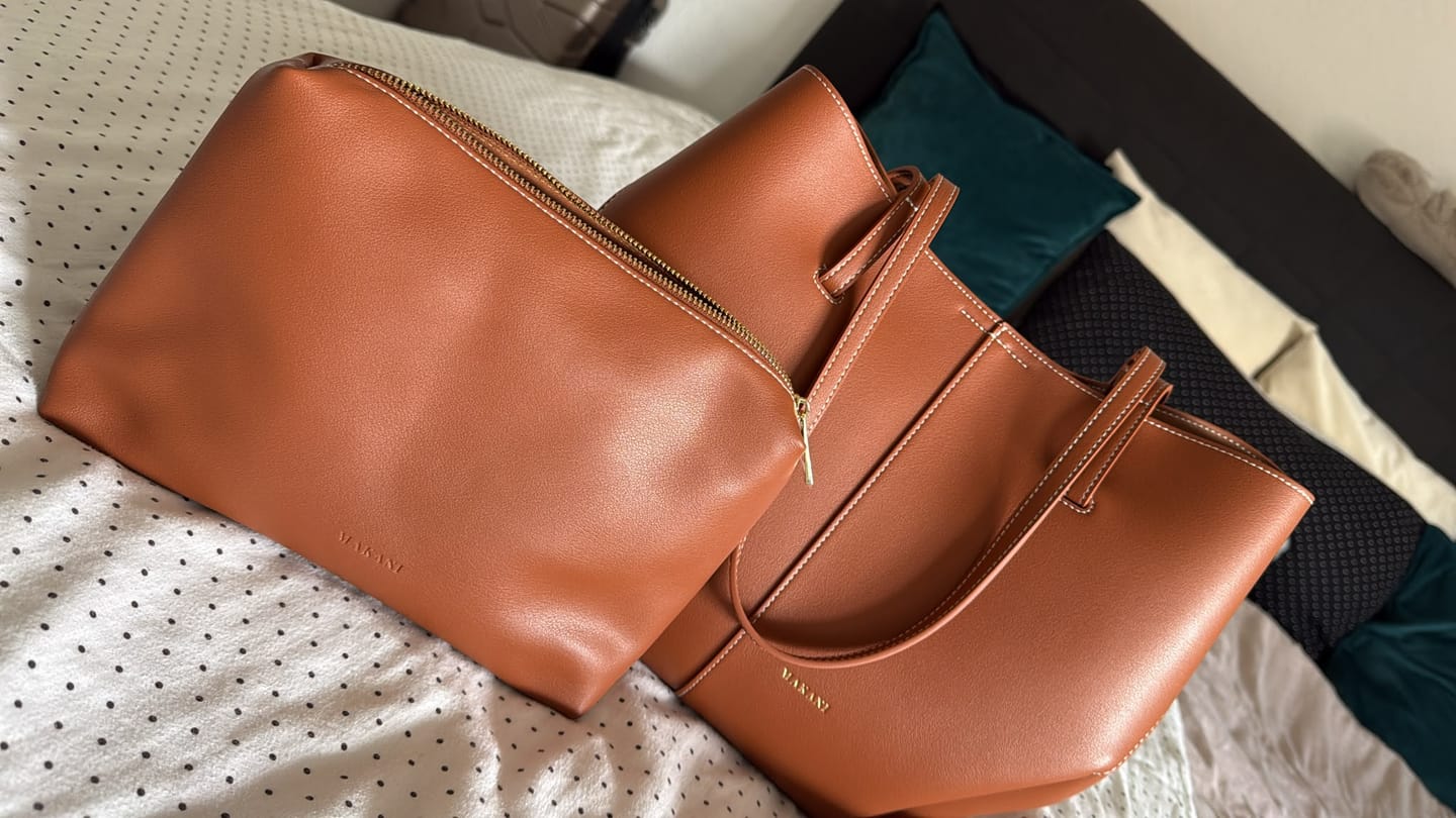 Customer photo review of EMALIA - CAMEL