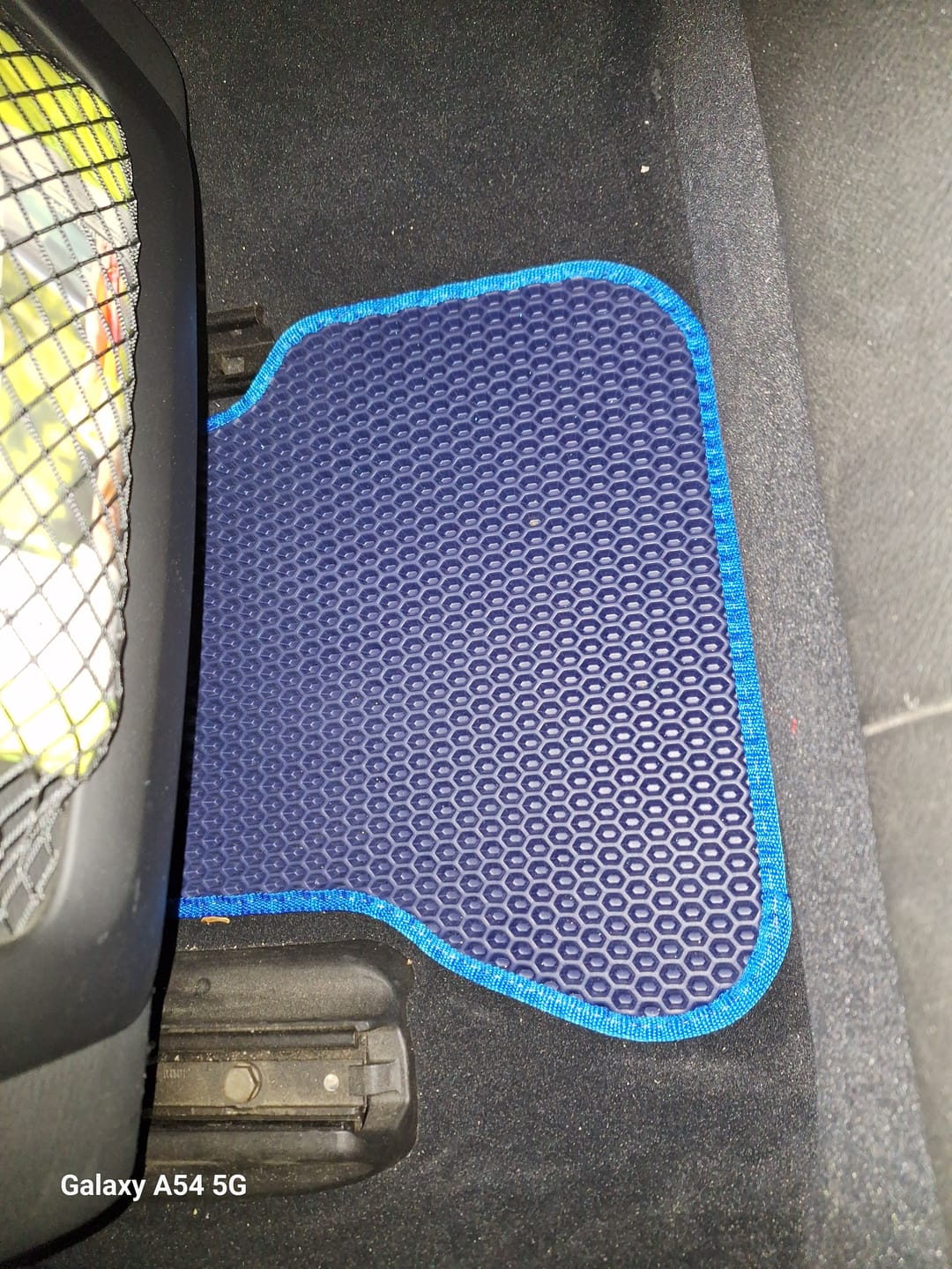 Customer photo review of Auto Fußmatten nach Maß - Komplettset