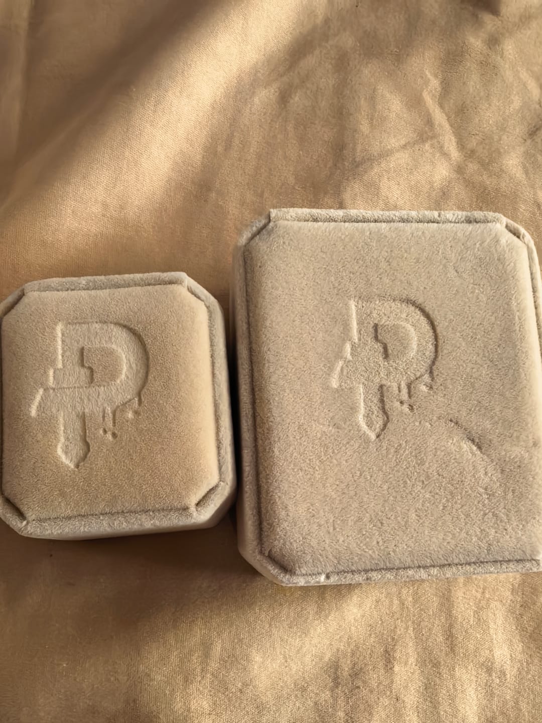 Customer photo review of Printave™ Personalized Horizontal Bar Necklace