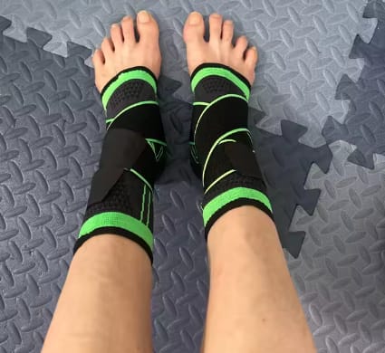 Customer photo review of Tobillera de Compresión con Correas de Soporte