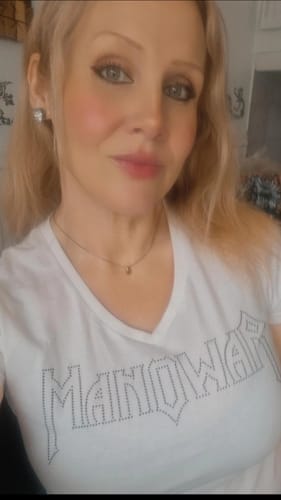 Customer photo review of Manowar Ladies' T-Shirt V-Neck White With Sparkle Logo - Ltd. Edition