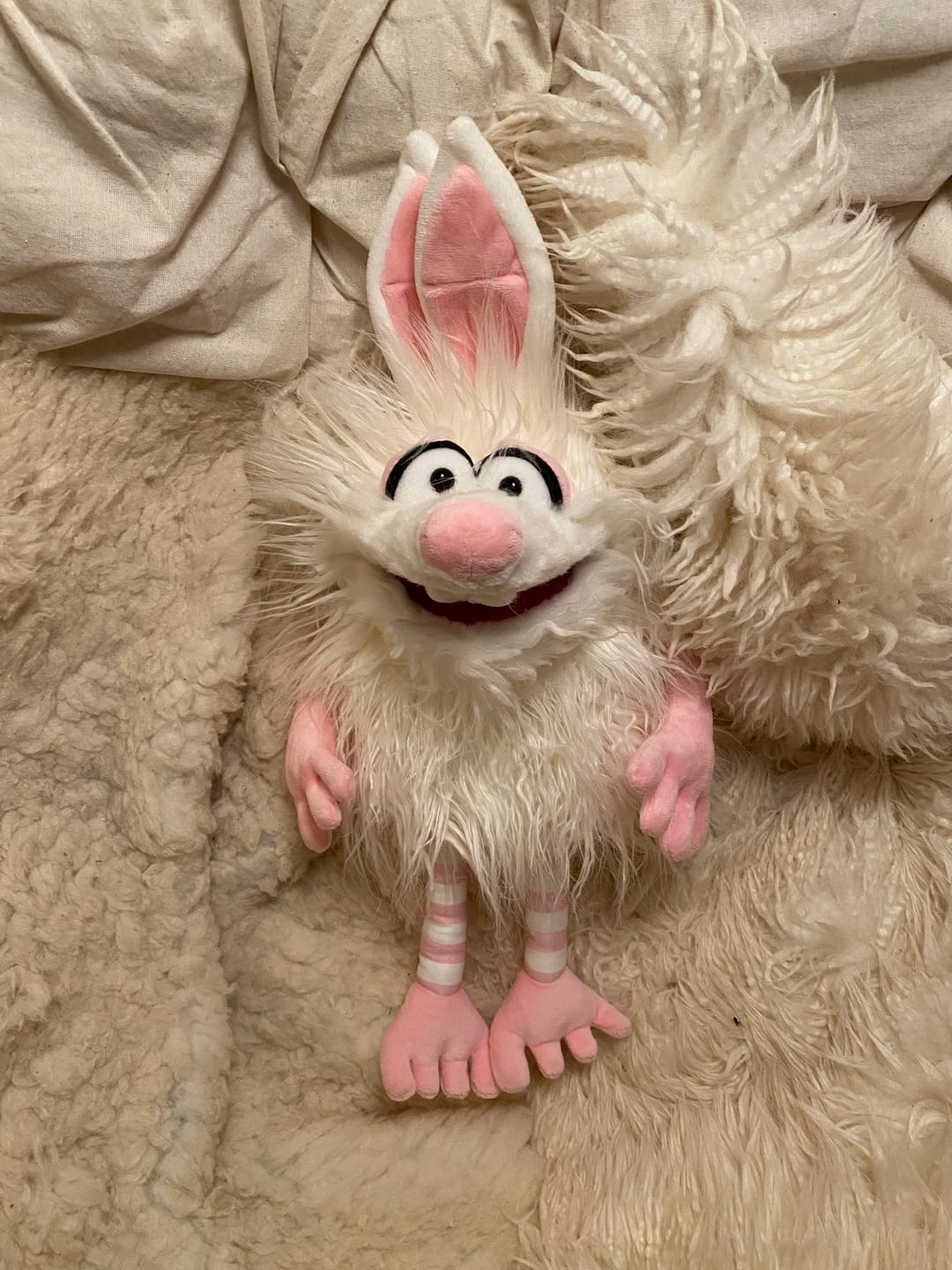 Customer photo review of Lapin Blanc Marionnette