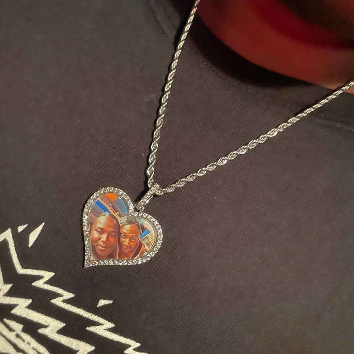 Customer photo review of Pingente de Foto Personalizado