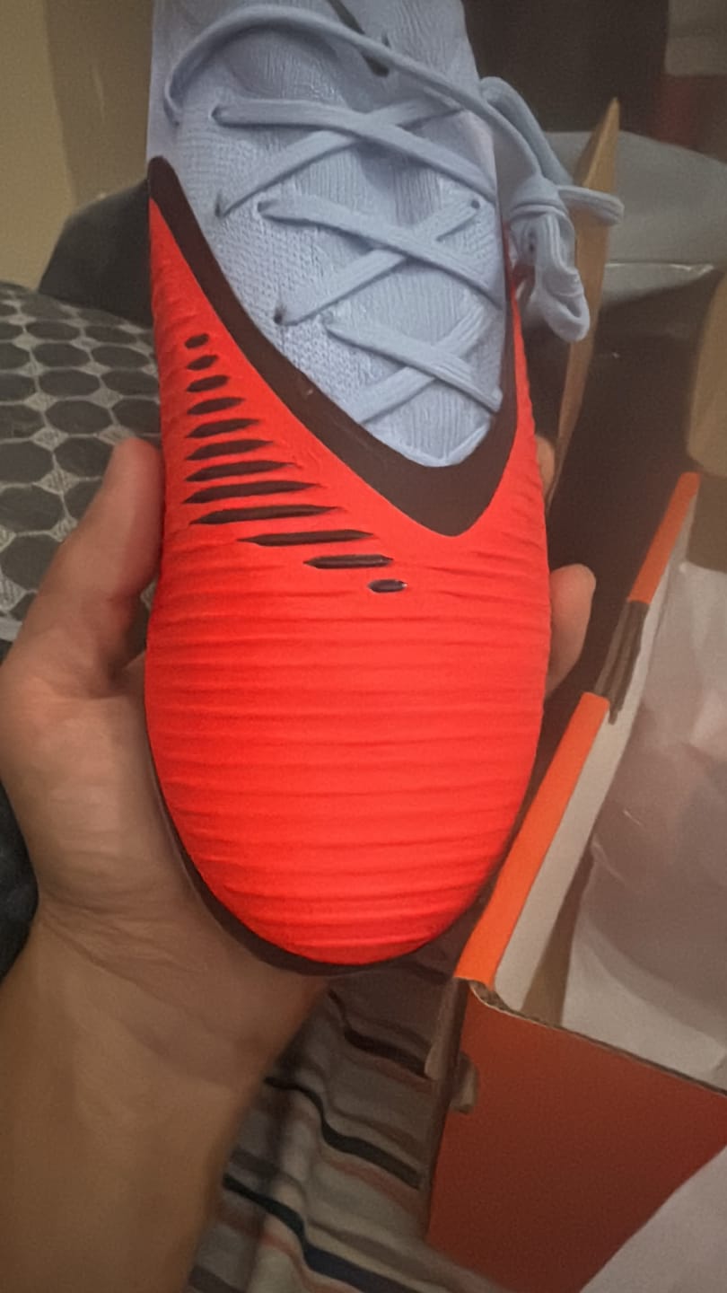 Customer photo review of Nike Phantom 6 Pro Low FG