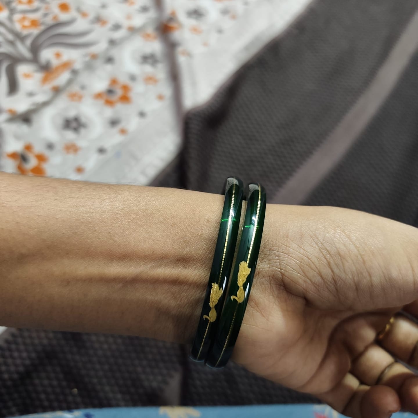 Customer photo review of “Mayur Black - A Divya Shringar Bangles 916 22k Gold” (2 pis)