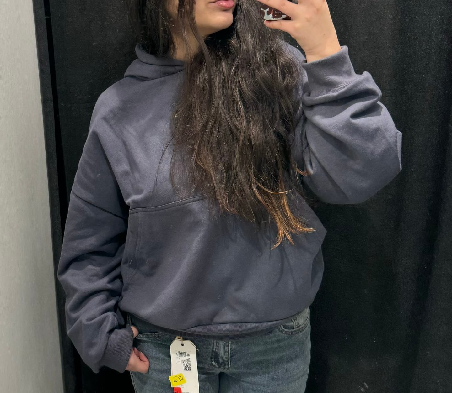 Customer photo review of POLERÓN HOODIE GRIS - OVERSIZE CON GORRO LOGO BORDADO