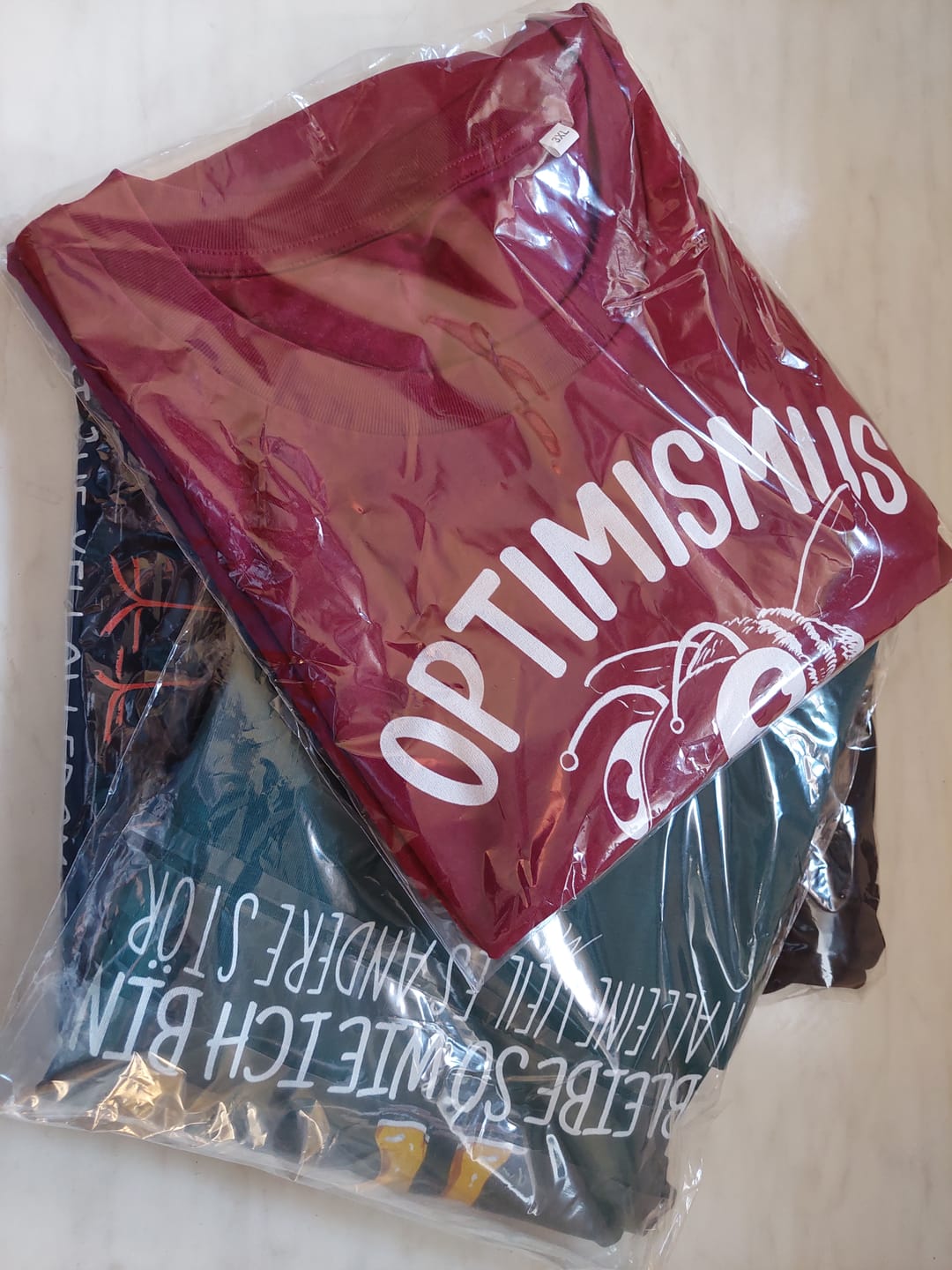 Customer photo review of Ich höre immer nur Mimimi  · Unisex Premium Bio T-Shirt