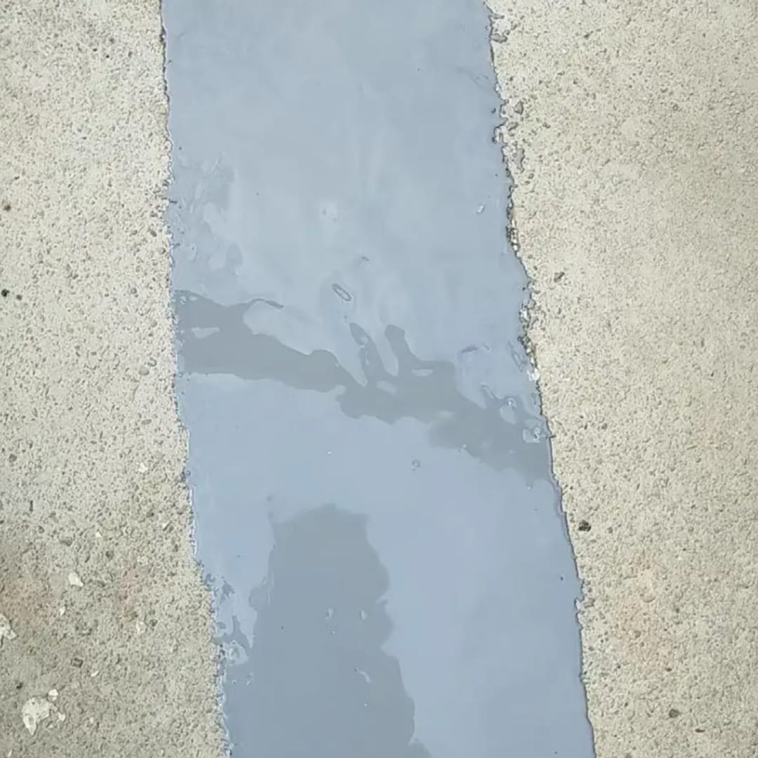 Customer photo review of Concretix™ Sella y repara grietas de concreto en minutos