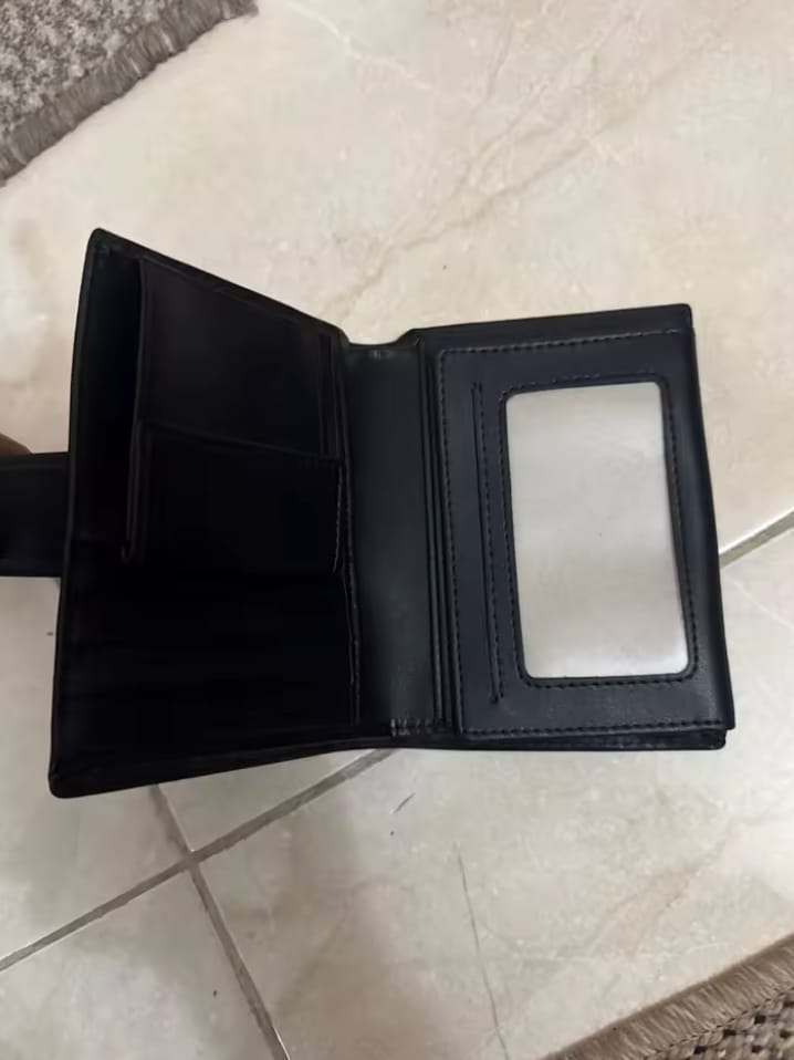 Customer photo review of Portefeuille Cuir Homme Luxe