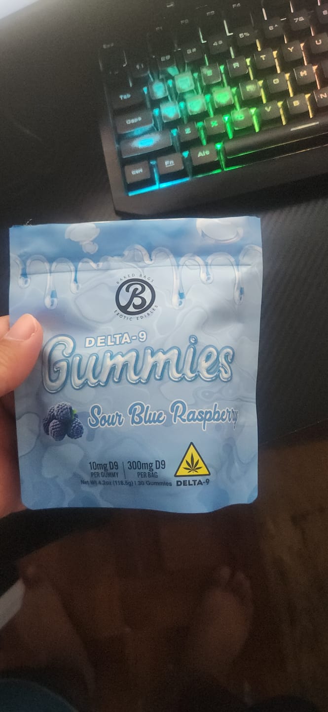 Customer photo review of GUMMIES - SOUR BLUE RASPBERRY