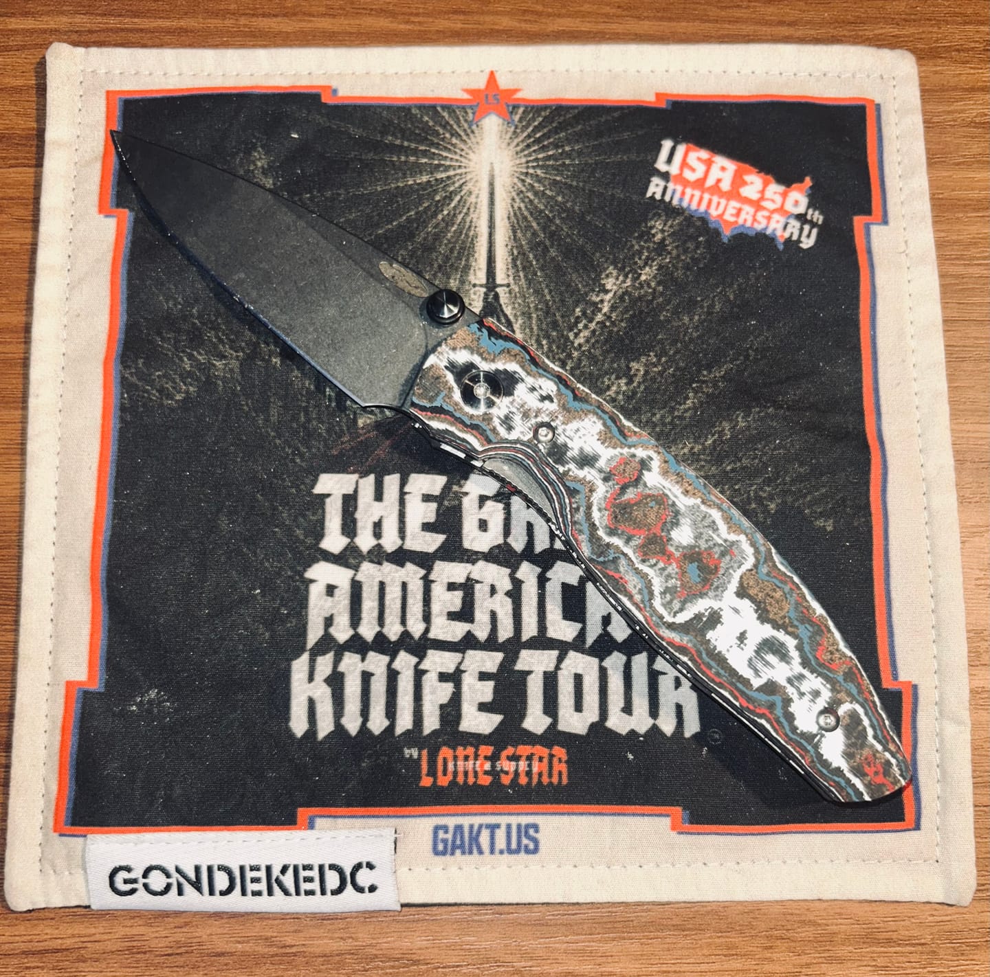 Customer photo review of TRM ATOM Liner Lock - CPM-MagnaCut, Star Spangled Fat Carbon 3D, Titanium Liners - Made in USA (DLR-ATM-CC-3D)