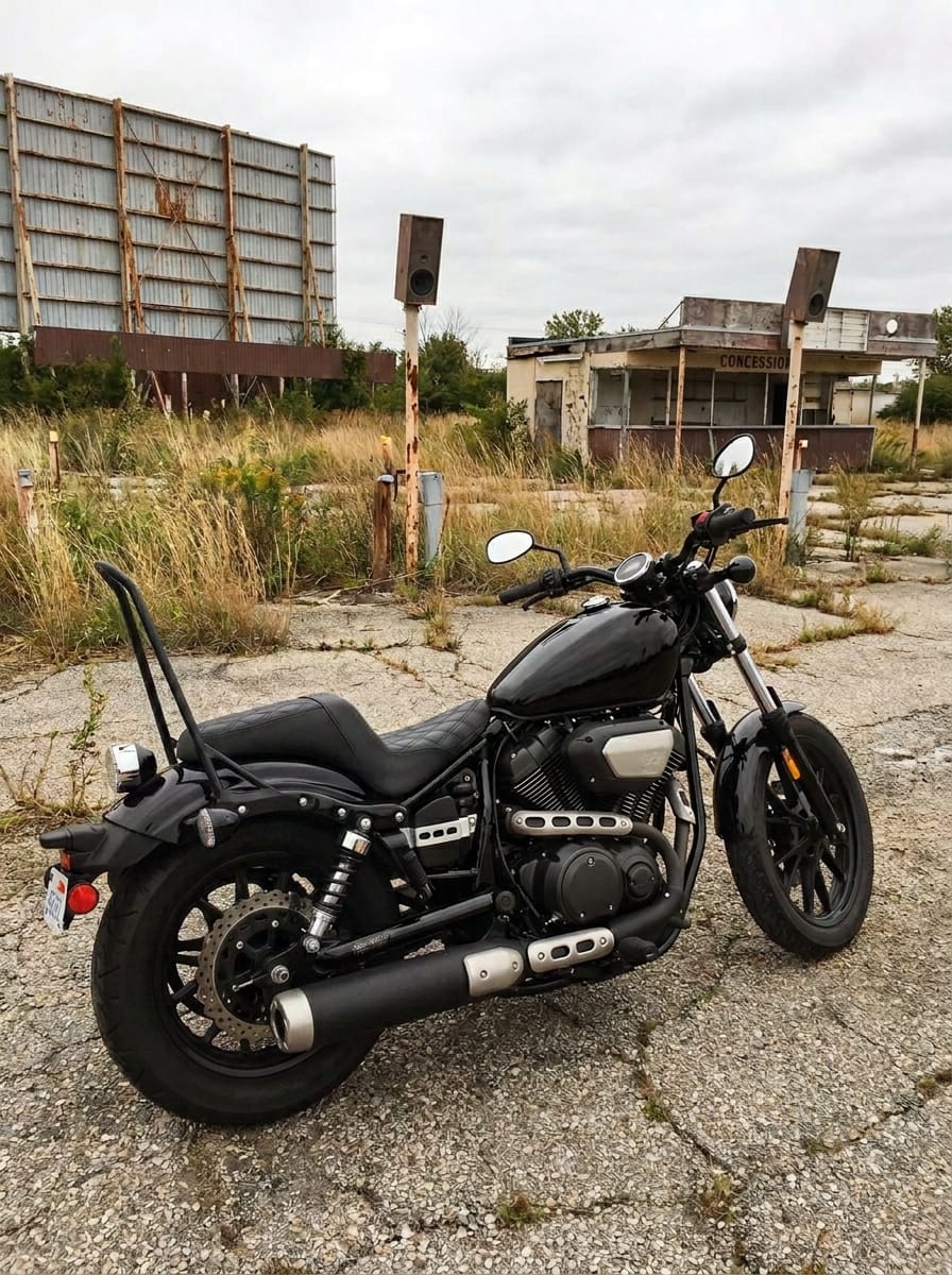 Customer photo review of Iron Born Diamond Stitch Yamaha Bolt 2-Up Seat Black