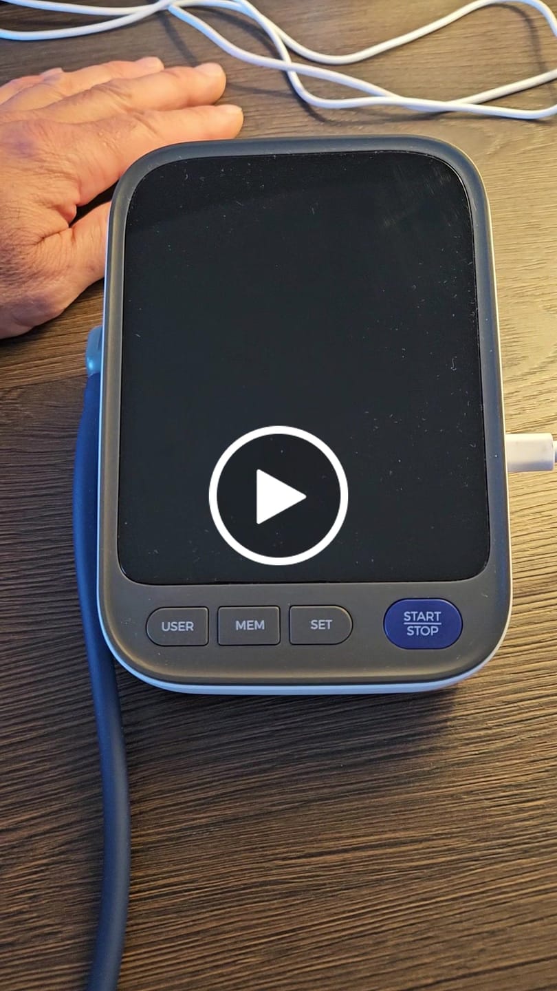 Customer video review of Blutdruckmessgerät V8 Ultra – Next-Gen Präzisionssensor für klinisch genaue Messungen